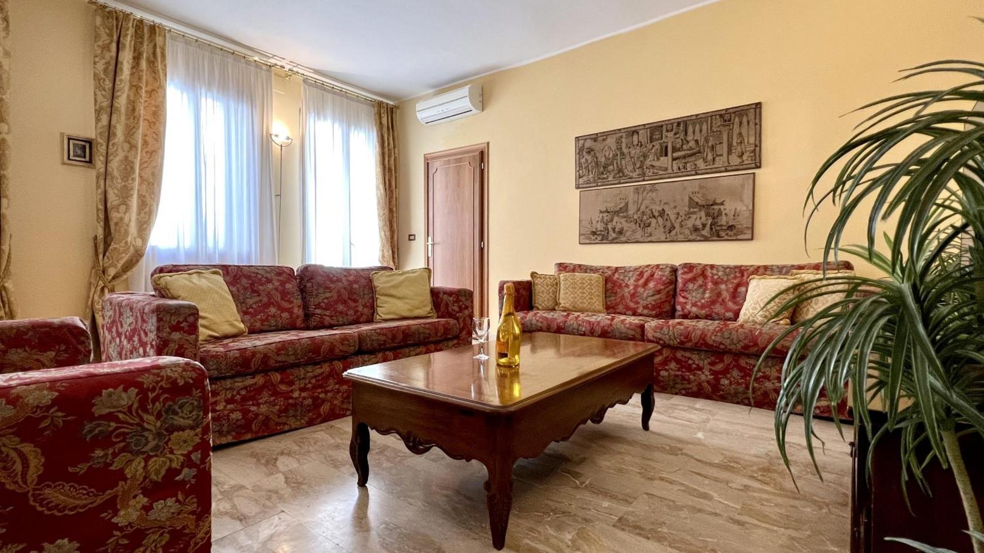 City Apartments San Marco Venesia Bagian luar foto