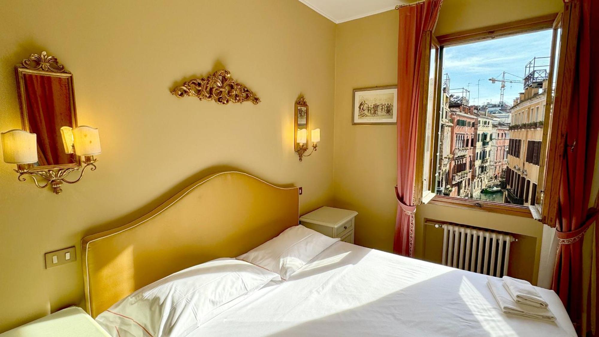 City Apartments San Marco Venesia Bagian luar foto